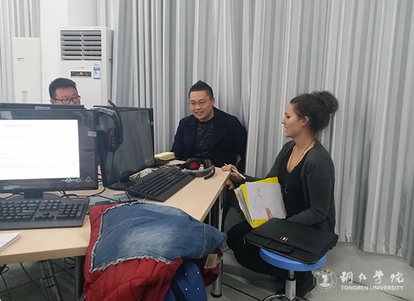3外籍教师一对一英语交流.jpg