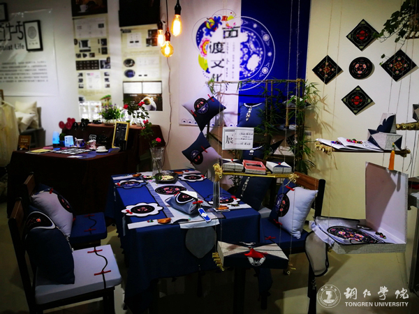 我校艺术学院2017届毕业生作品展开幕