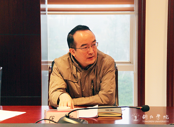 2副校长代亮讲话.jpg