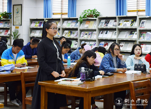马来西亚驻南宁总领事黄奕瑞一行来我校交流