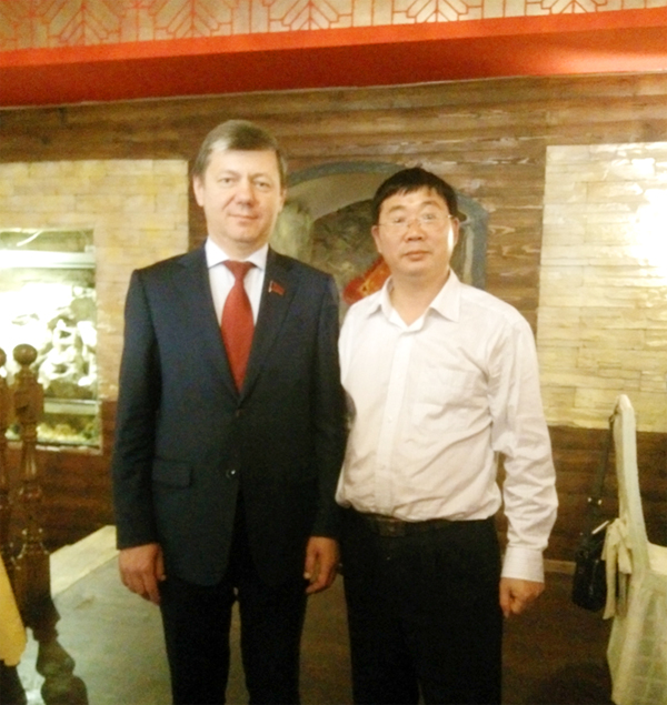 我校教师应邀参加第二届中俄国际学术论坛