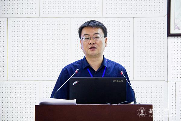 12我校党委宣传部部长叶丹副教授作《新型大学质量文化生态构建》主题发言.jpg