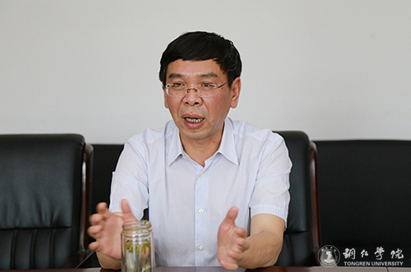 市水务局与我校洽谈龙塘河治理项目