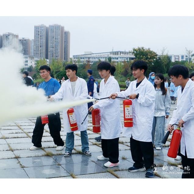 我校开展2025年实验室安全应急演练活动
