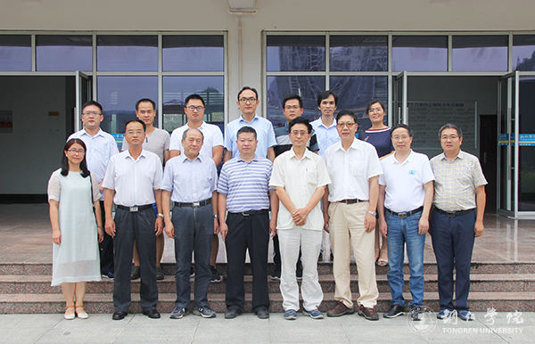 6合影.jpg