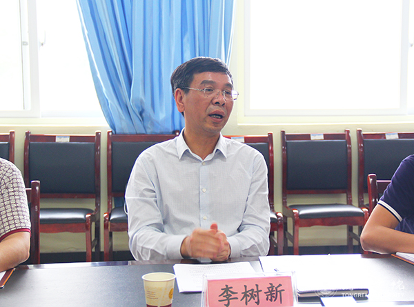 2校党委书记李树新与师生分享学习体会.jpg