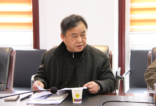 3人事处处长杨成光主持研讨会.jpg