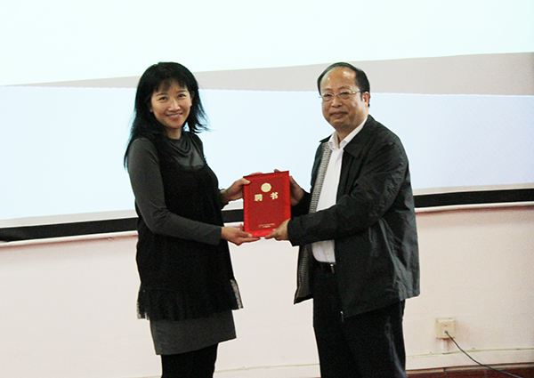 Chia L. Tan(谈家伦)博士莅临我校作学术讲座