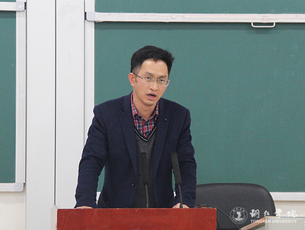 5科研处副处长鲁道旺部署2019年国家级科研项目申报工作.jpg