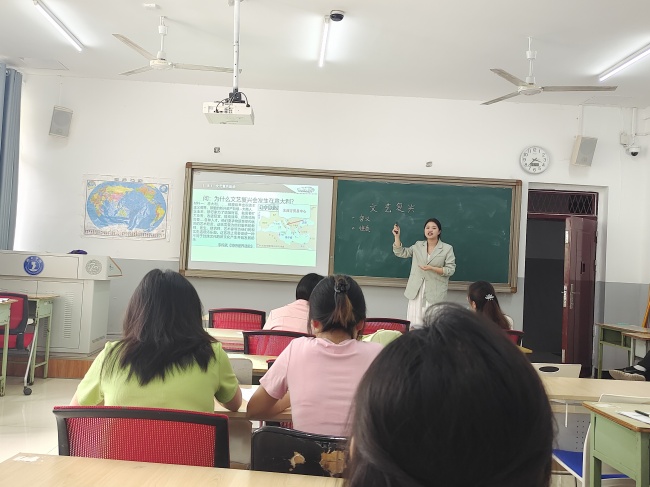 比赛现场2.jpg