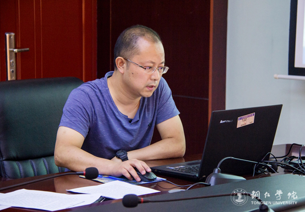 4、材料与化学工程学院院长石维作研讨发言.JPG